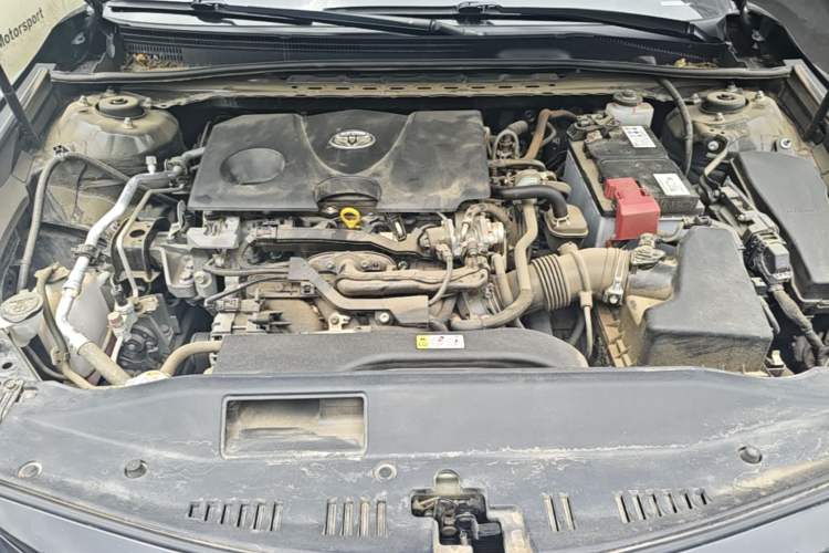 Used Toyota Camry 2021 2.0G Luxury Edition Engine Bay