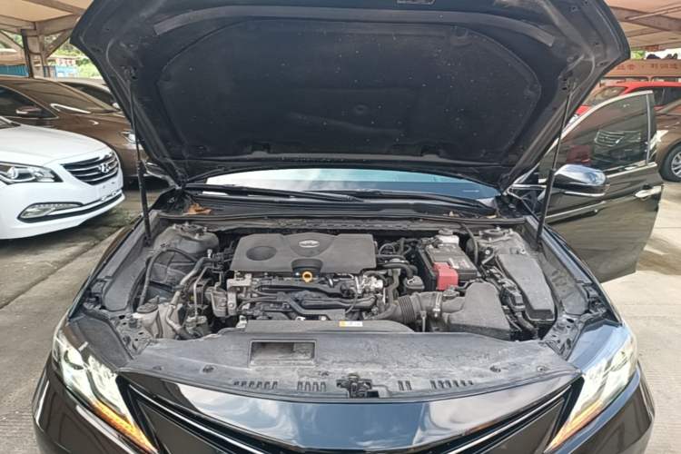 Used Toyota Camry 2021 2.0G Luxury Edition Engine Bay