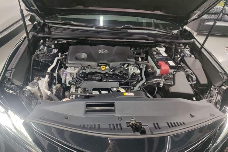 Used Toyota Camry 2021 2.5G Luxury Edition Engine Bay