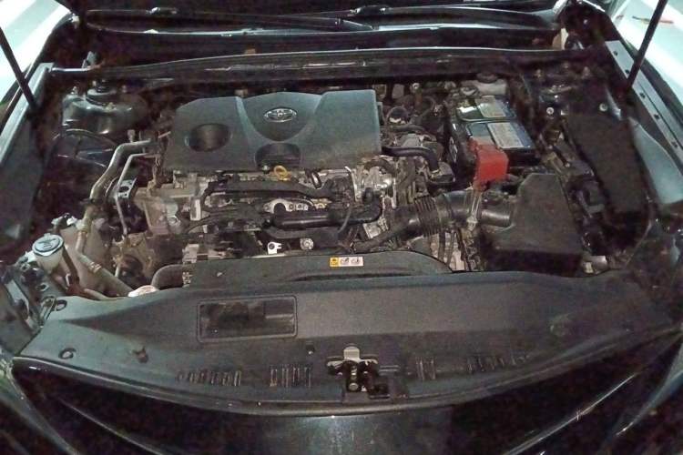 Used Toyota Camry 2021 2.0G Luxury Edition Engine Bay