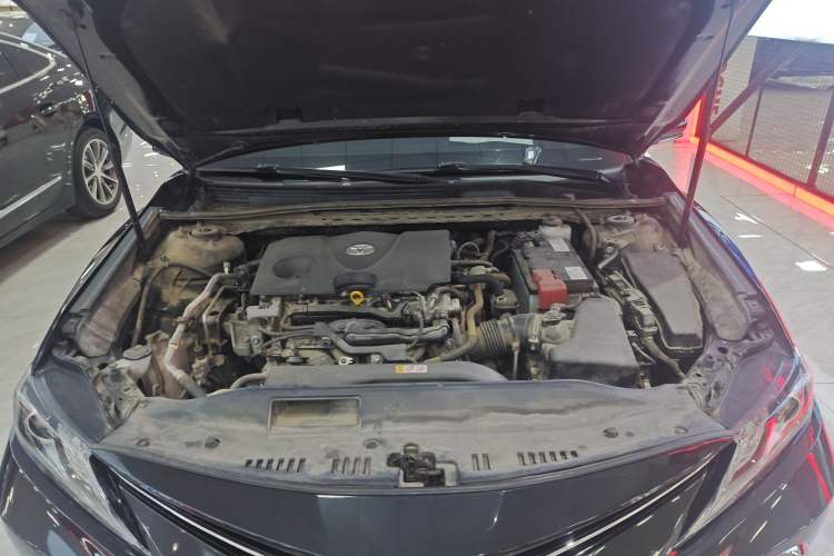 Used Toyota Camry 2021 2.0G Luxury Edition Engine Bay