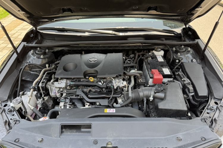 Used Toyota Camry 2021 2.0G Luxury Edition Engine Bay