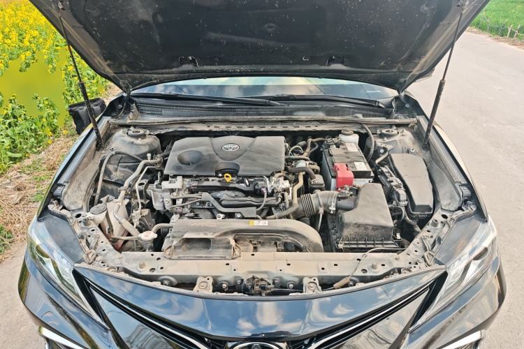 Used Toyota Camry 2021 2.0G Luxury Edition Engine Bay