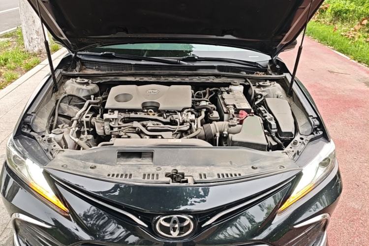 Used Toyota Camry 2021 2.0G Luxury Edition Engine Bay