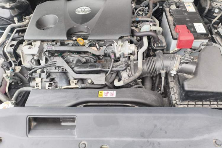 Used Toyota Camry 2021 2.0G Luxury Edition Engine Bay