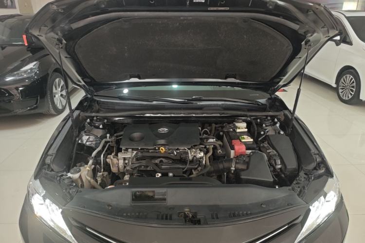Used Toyota Camry 2021 2.0G Luxury Edition Engine Bay