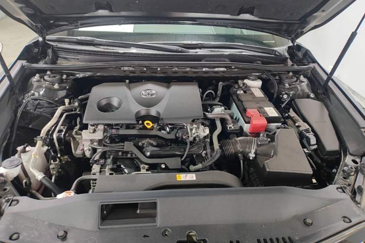 Used Toyota Camry 2021 2.0G Luxury Edition Engine Bay