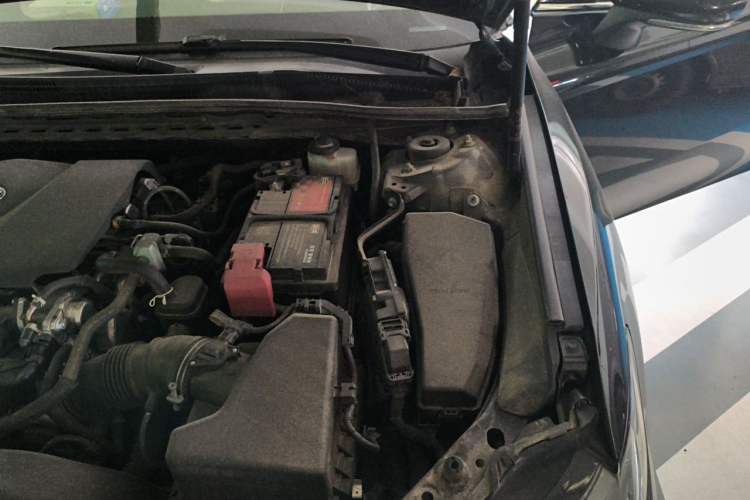 Used Toyota Camry 2021 2.0G Luxury Edition Engine Bay Left