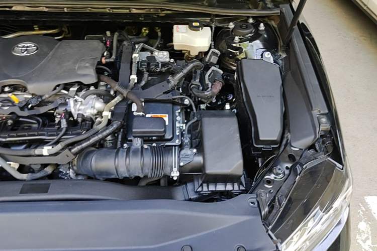 Used Toyota Camry 2021 Dual-Motor 2.5HG Luxury Edition Engine Bay Left