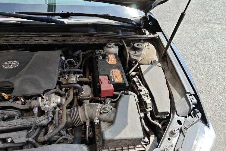 Used Toyota Camry 2021 2.0G Luxury Edition Engine Bay Left