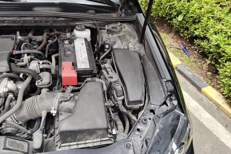 Used Toyota Camry 2021 2.5G Luxury Edition Engine Bay Left
