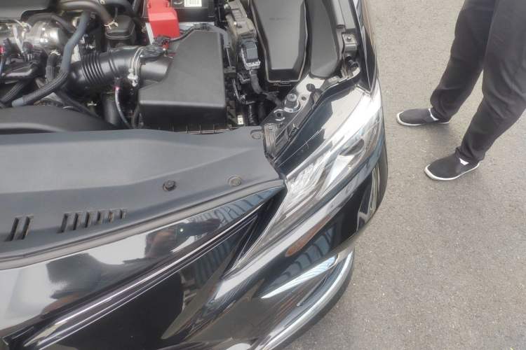 Used Toyota Camry 2021 2.0G Luxury Edition Engine Bay Left