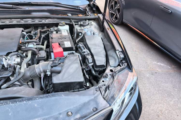 Used Toyota Camry 2021 2.0G Luxury Edition Engine Bay Left