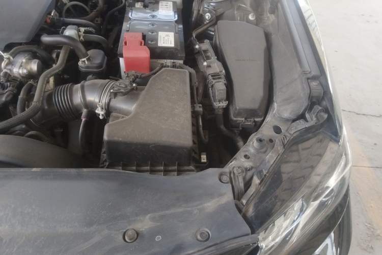 Used Toyota Camry 2021 2.0G Luxury Edition Engine Bay Left