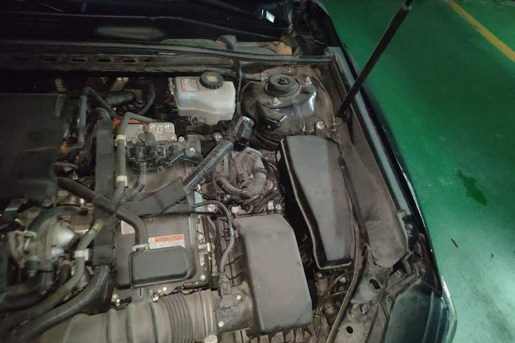 Used Toyota Camry 2021 Dual-Motor 2.5HG Luxury Edition Engine Bay Left