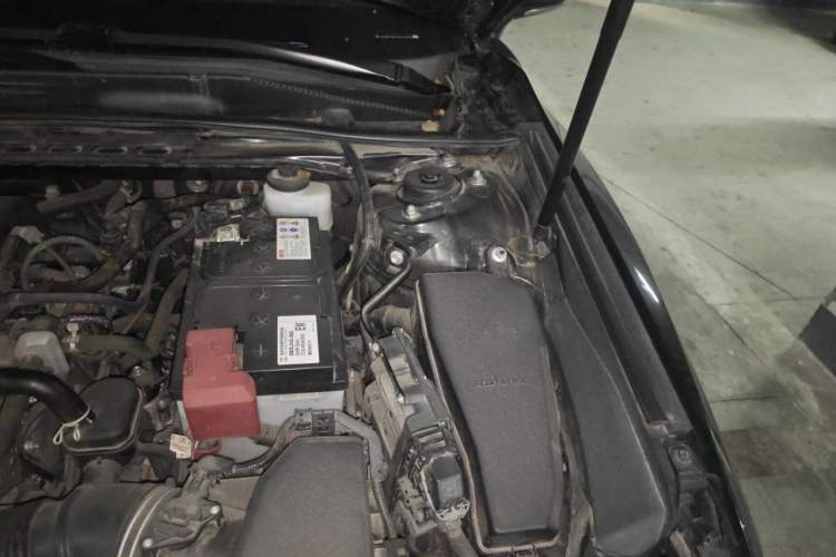 Used Toyota Camry 2021 2.0G Luxury Edition Engine Bay Left