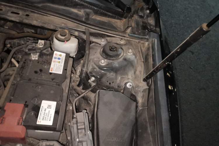 Used Toyota Camry 2021 2.5G Luxury Edition Engine Bay Left