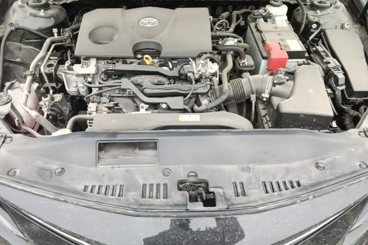 Used Toyota Camry 2021 2.0G Luxury Edition Engine Bay