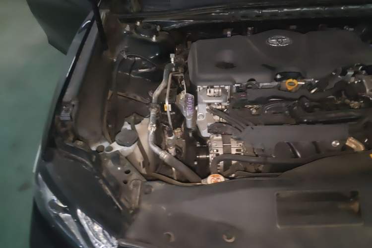 Used Toyota Camry 2021 2.5G Luxury Edition Engine Bay Right