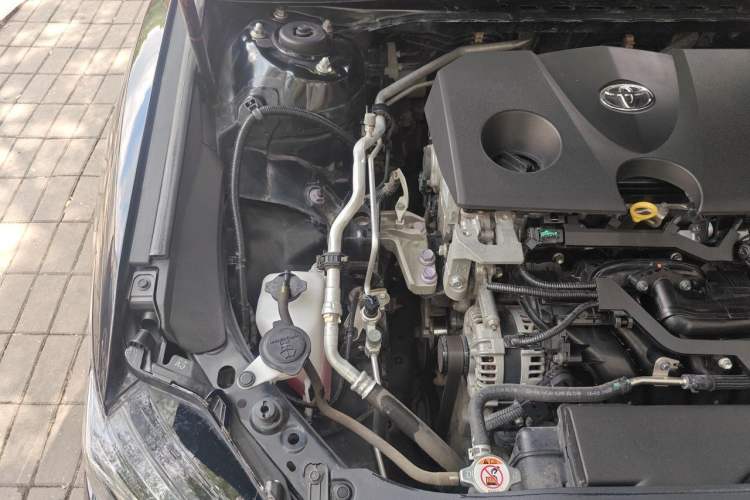 Used Toyota Camry 2021 2.0G Luxury Edition Engine Bay Right