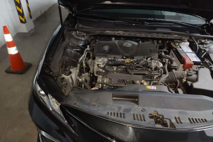 Used Toyota Camry 2021 2.5G Luxury Edition Engine Bay Right