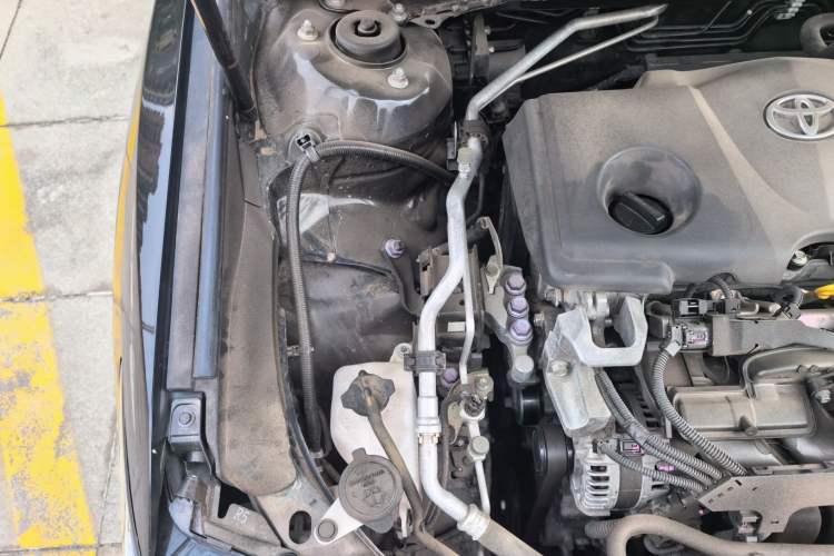Used Toyota Camry 2021 2.5G Luxury Edition Engine Bay Right