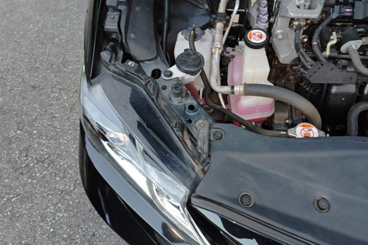 Used Toyota Camry 2021 Dual-Motor 2.5 HGVP Leading Edition Engine Bay Right