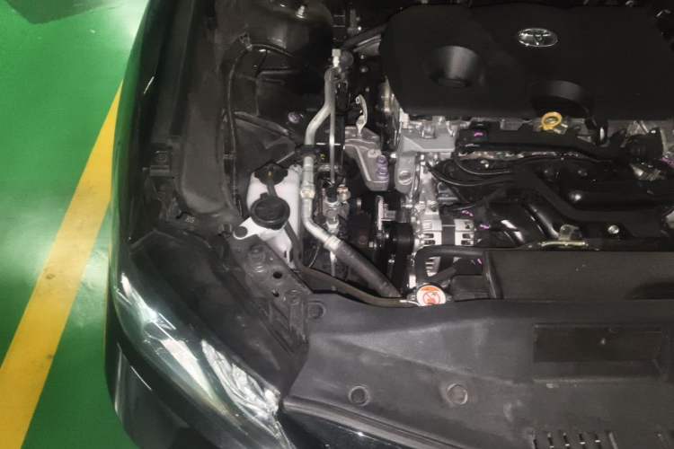 Used Toyota Camry 2021 2.0G Luxury Edition Engine Bay Right