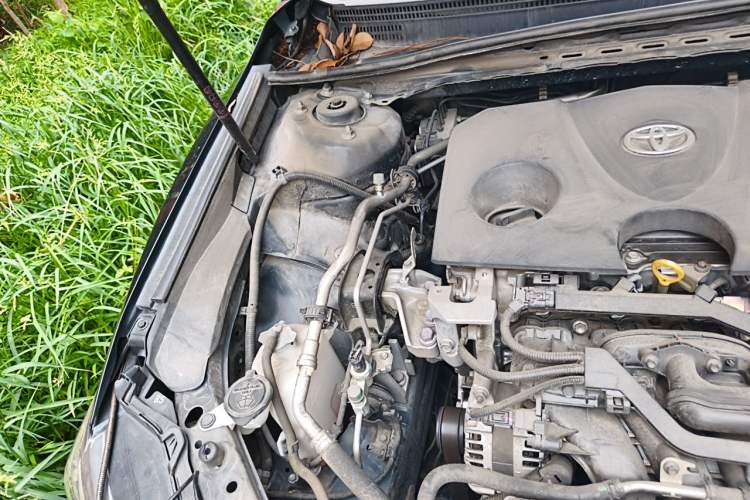 Used Toyota Camry 2021 2.0G Luxury Edition Engine Bay Right