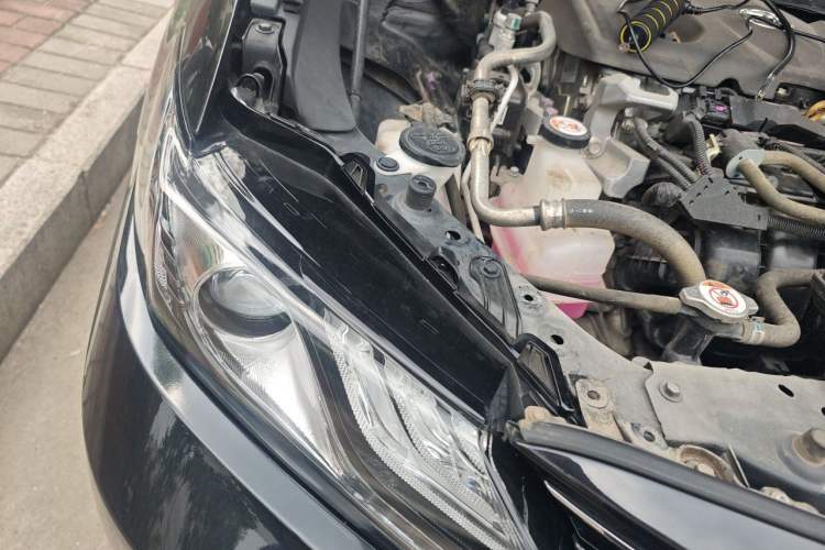 Used Toyota Camry 2021 Dual-Motor 2.5HG Luxury Edition Engine Bay Right