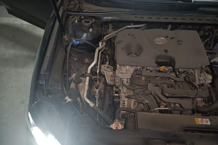Used Toyota Camry 2021 2.0G Luxury Edition Engine Bay Right