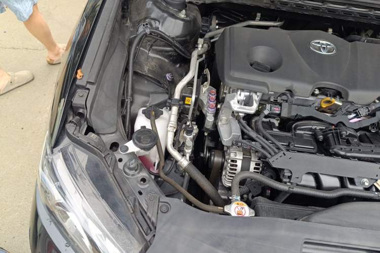 Used Toyota Camry 2021 2.5G Luxury Edition Engine Bay Right