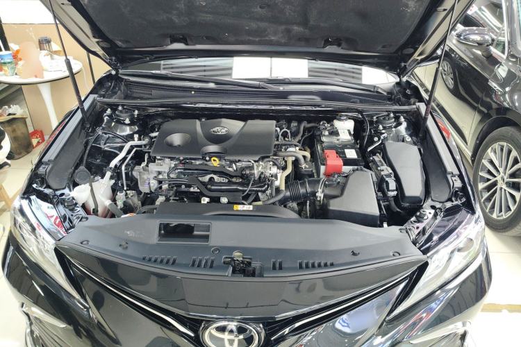 Used Toyota Camry 2021 2.0G Luxury Edition Engine Bay