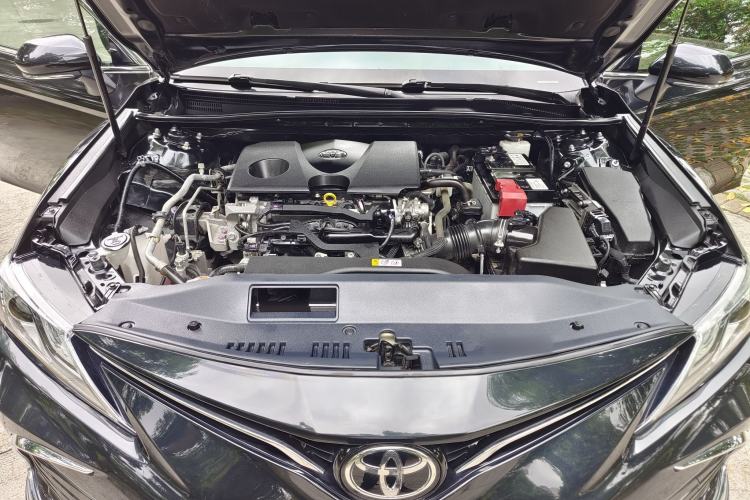Used Toyota Camry 2021 2.0G Luxury Edition Engine Bay