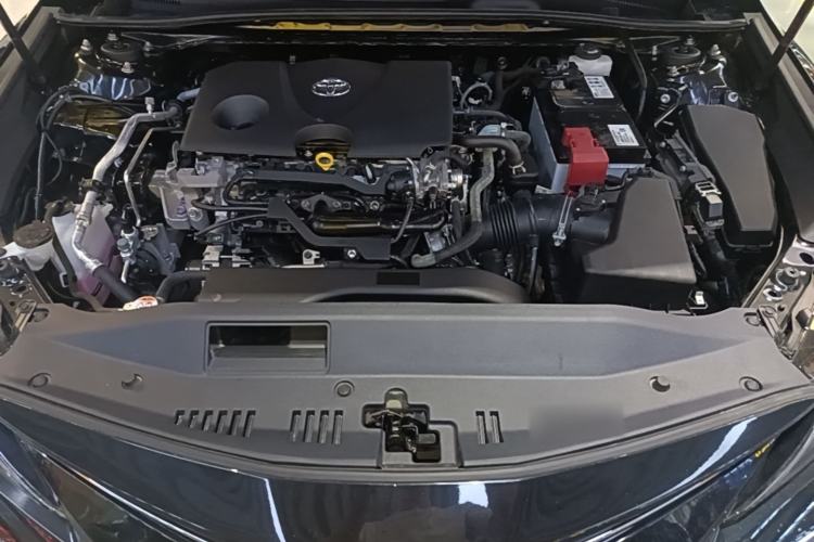 Used Toyota Camry 2021 2.0G Luxury Edition Engine Bay