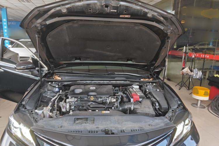 Used Toyota Camry 2021 2.0G Luxury Edition Engine Bay