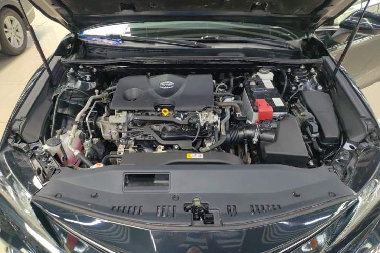 Used Toyota Camry 2021 2.0G Luxury Edition Engine Bay