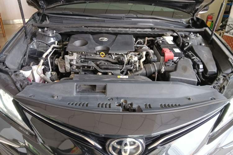 Used Toyota Camry 2021 2.0G Luxury Edition Engine Bay