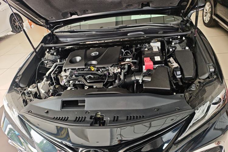Used Toyota Camry 2021 2.0G Luxury Edition Engine Bay