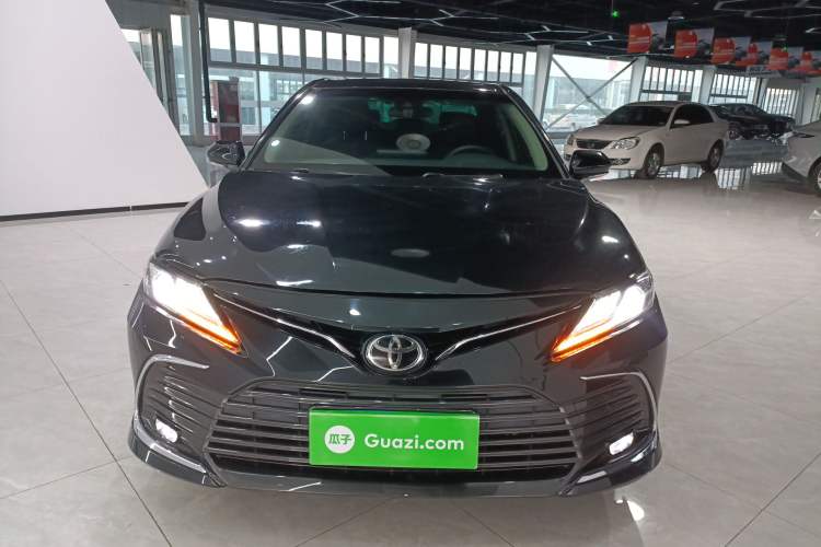 Used Toyota Camry 2021 2.0G Luxury Edition Exterior 1