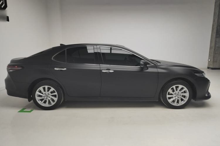 Used Toyota Camry 2021 2.0G Luxury Edition Exterior 2