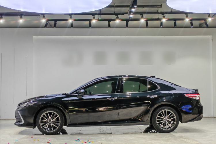 Used Toyota Camry 2021 2.5G Luxury Edition Exterior 2