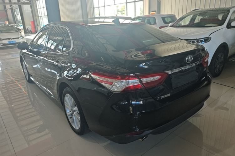 Used Toyota Camry 2021 2.0G Luxury Edition Exterior 2