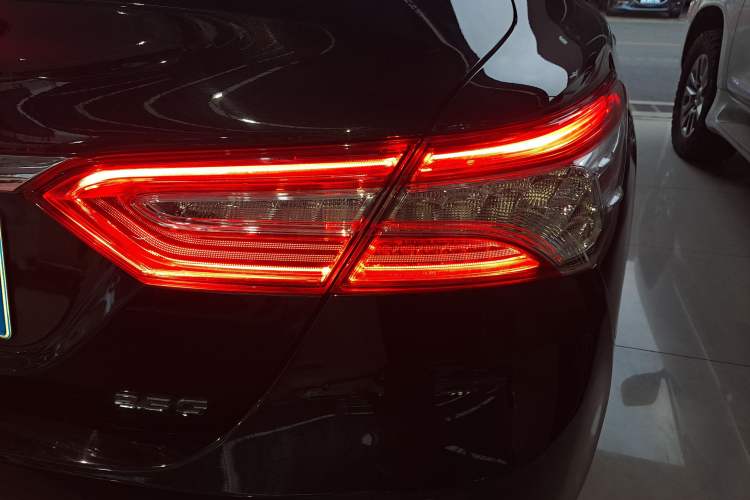 Used Toyota Camry 2021 2.5G Luxury Edition Exterior 2