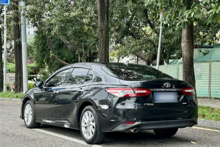 Used Toyota Camry 2021 2.0G Luxury Edition Exterior 2