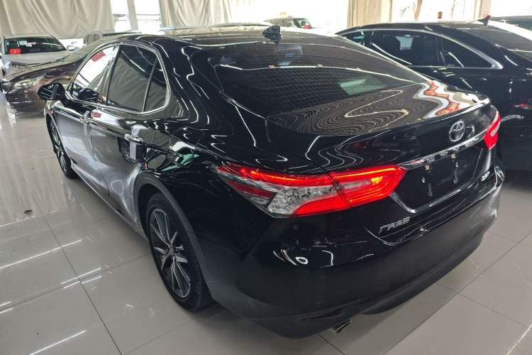 Used Toyota Camry 2021 2.5G Luxury Edition Exterior 2