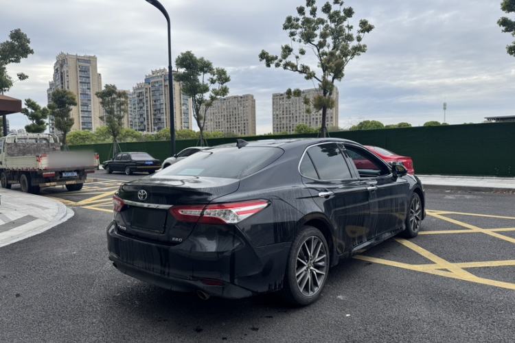 Used Toyota Camry 2021 2.5G Luxury Edition Exterior 2