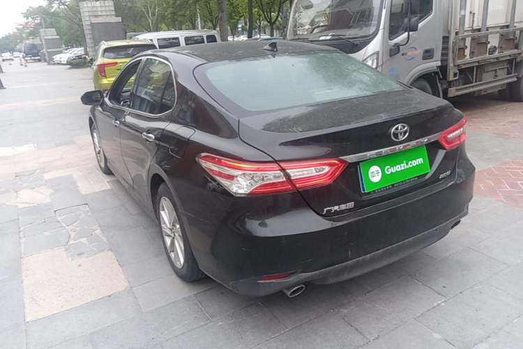 Used Toyota Camry 2021 2.0G Luxury Edition Exterior 2