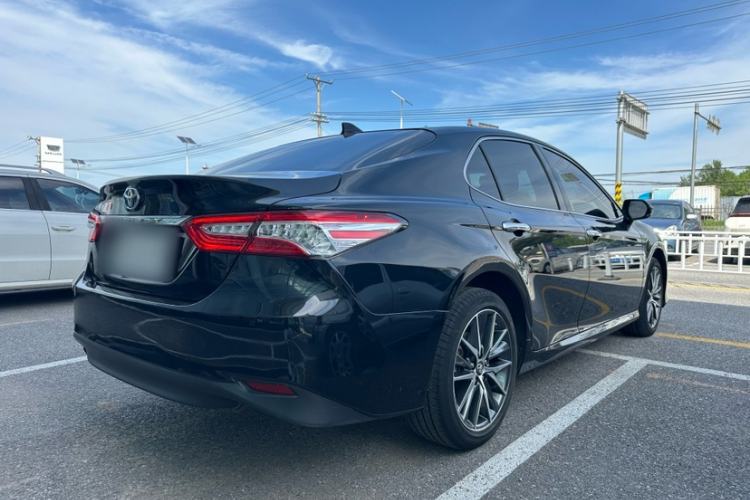 Used Toyota Camry 2021 Dual-Motor 2.5HG Luxury Edition Exterior 2