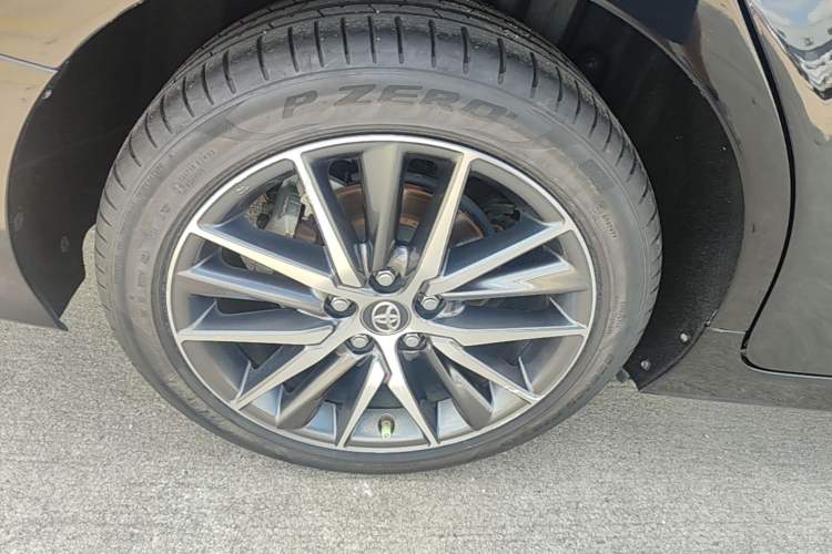 Used Toyota Camry 2021 2.5G Luxury Edition Exterior 2